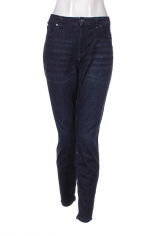 Damskie jeansy Amazon Essentials, Rozmiar XL, Kolor Niebieski, Cena 67,41 zł
