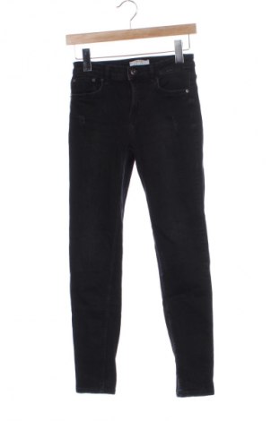 Damskie jeansy Bershka, Rozmiar XS, Kolor Czarny, Cena 66,39 zł