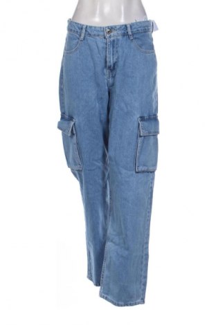 Damskie jeansy Bershka, Rozmiar M, Kolor Niebieski, Cena 124,48 zł