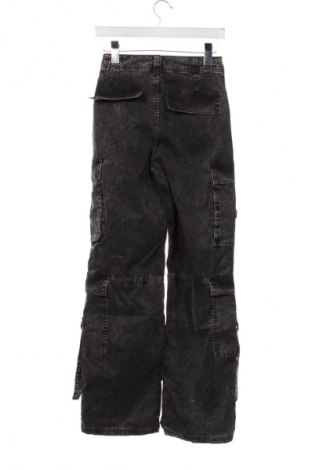 Dámské džíny  Bershka, Velikost XS, Barva Šedá, Cena  367,00 Kč