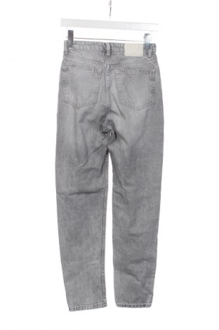Dámske džínsy  Bershka, Veľkosť XS, Farba Sivá, Cena  14,77 €