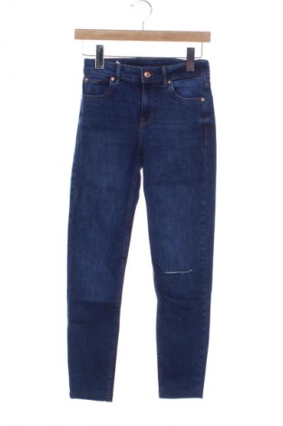 Dámské džíny  Bershka, Velikost XS, Barva Modrá, Cena  366,00 Kč