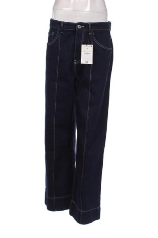 Damen Jeans Bershka, Größe M, Farbe Blau, Preis 23,52 €