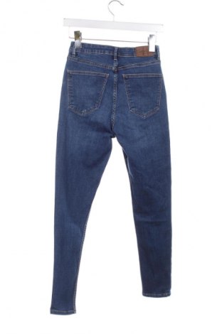 Dámské džíny  Bershka, Velikost S, Barva Modrá, Cena  367,00 Kč