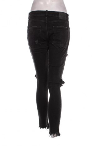 Blugi de femei Bershka, Mărime M, Culoare Negru, Preț 71,99 Lei