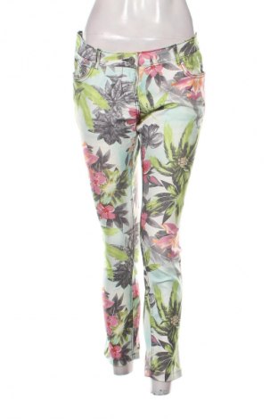 Damen Jeans Gina, Größe M, Farbe Mehrfarbig, Preis € 27,70