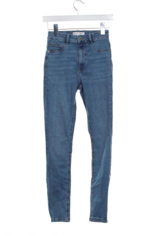 Blugi de femei Gina Tricot, Mărime S, Culoare Albastru, Preț 94,99 Lei