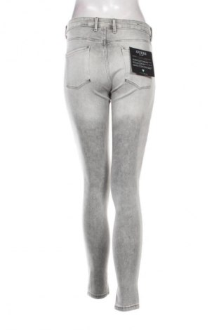 Dámske džínsy  Guess, Veľkosť M, Farba Sivá, Cena  99,95 €