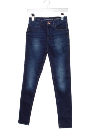 Дамски дънки Guess, Размер XS, Цвят Син, Цена 150,06 лв.