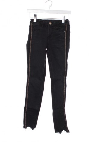 Blugi de femei Guess, Mărime XXS, Culoare Negru, Preț 197,37 Lei