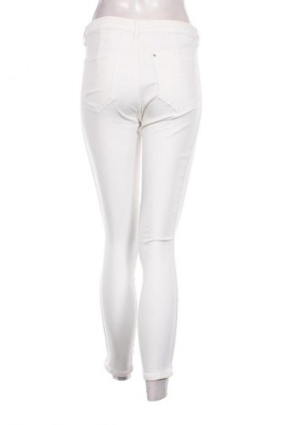 Damskie jeansy H&M, Rozmiar S, Kolor Biały, Cena 66,39 zł