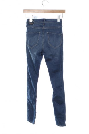 Дамски дънки Hollister, Размер XXS, Цвят Син, Цена 28,99 лв.