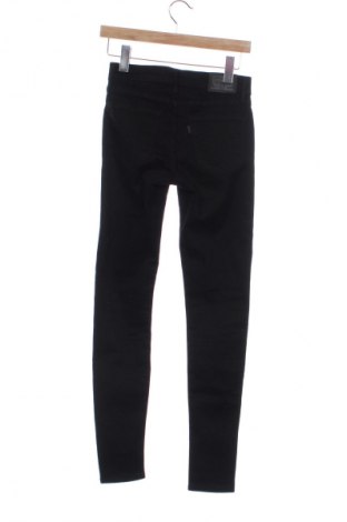 Blugi de femei Levi's, Mărime S, Culoare Negru, Preț 594,99 Lei