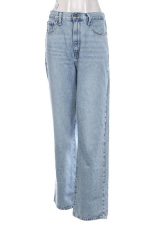Дамски дънки Levi's, Размер M, Цвят Син, Цена 174,99 лв.