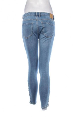 Damskie jeansy Mango, Rozmiar S, Kolor Niebieski, Cena 78,99 zł
