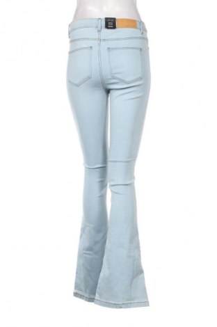 Blugi de femei Noisy May, Mărime M, Culoare Albastru, Preț 322,99 Lei