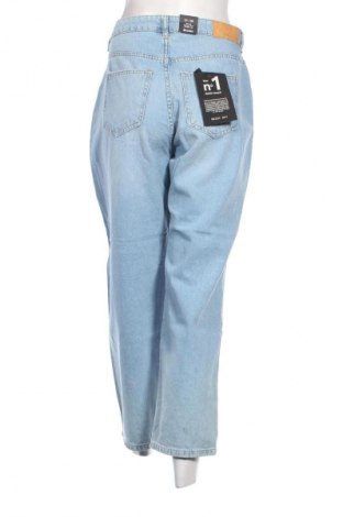 Dámske džínsy  Noisy May, Veľkosť L, Farba Modrá, Cena  33,95 €