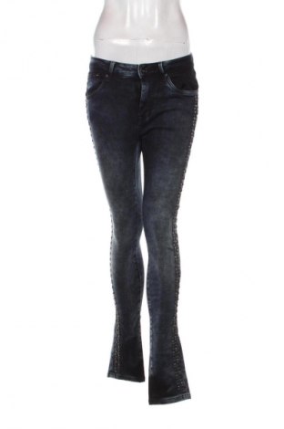 Дамски дънки Pepe Jeans, Размер M, Цвят Син, Цена 74,86 лв.