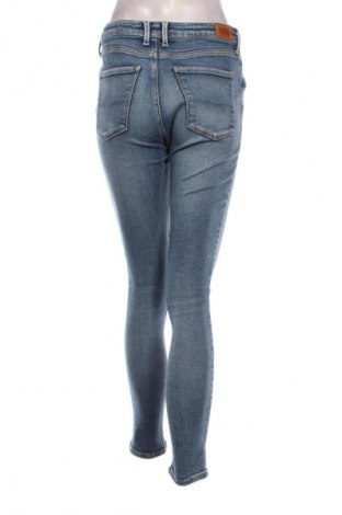 Blugi de femei Pepe Jeans, Mărime M, Culoare Albastru, Preț 197,37 Lei