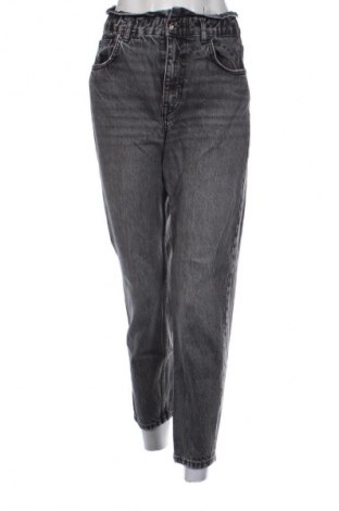 Dámske džínsy  Pull&Bear, Veľkosť S, Farba Sivá, Cena  18,12 €