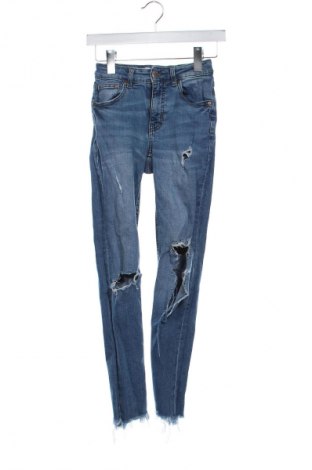 Blugi de femei Reserved, Mărime XS, Culoare Albastru, Preț 76,32 Lei