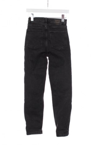 Blugi de femei Stradivarius, Mărime XS, Culoare Negru, Preț 76,00 Lei