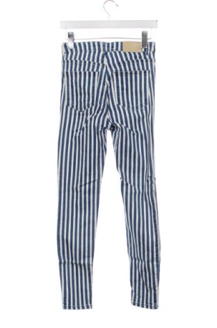 Dámske džínsy  Stradivarius, Veľkosť XS, Farba Viacfarebná, Cena  14,77 €