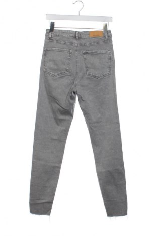 Blugi de femei Stradivarius, Mărime S, Culoare Gri, Preț 76,32 Lei