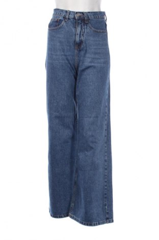 Damen Jeans Stradivarius, Größe S, Farbe Blau, Preis 15,00 €