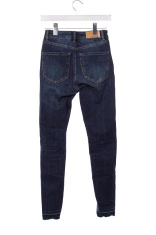 Damskie jeansy Stradivarius, Rozmiar XS, Kolor Niebieski, Cena 22,99 zł