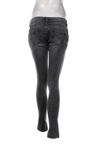 Damen Jeans Terranova, Größe M, Farbe Schwarz, Preis 15,00 €