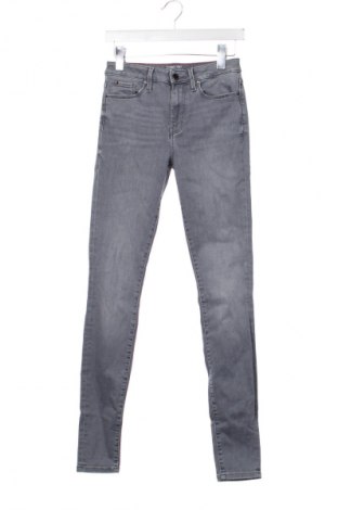 Damskie jeansy Tommy Hilfiger, Rozmiar S, Kolor Szary, Cena 268,99 zł