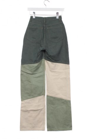 Blugi de femei Trendyol, Mărime XXS, Culoare Multicolor, Preț 107,89 Lei
