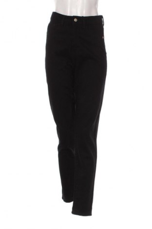 Дамски дънки Unbranded, Размер S, Цвят Черен, Цена 23,99 лв.