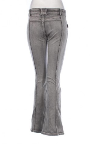 Blugi de femei Unbranded, Mărime S, Culoare Gri, Preț 91,99 Lei