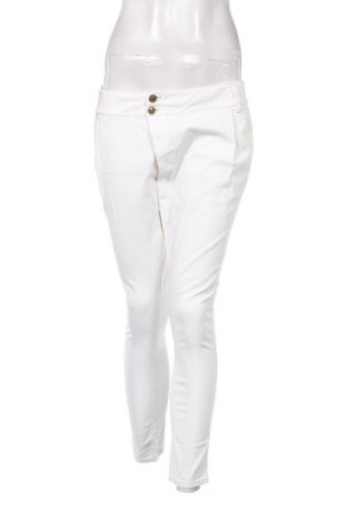 Damen Jeans Unbranded, Größe S, Farbe Weiß, Preis 14,83 €