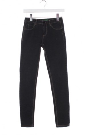 Blugi de femei United Colors Of Benetton, Mărime XS, Culoare Negru, Preț 107,89 Lei