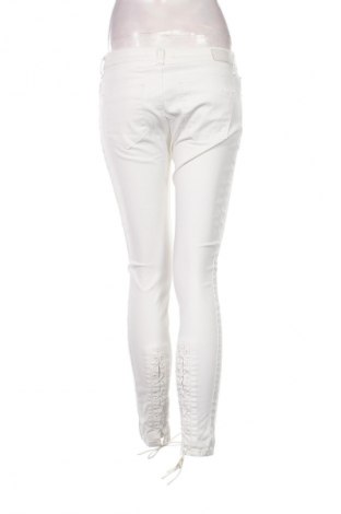 Damen Jeans Zara, Größe M, Farbe Ecru, Preis € 13,80