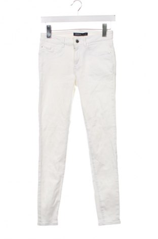Női farmernadrág Zara, Méret S, Szín Ekrü
, Ár 5 400 Ft