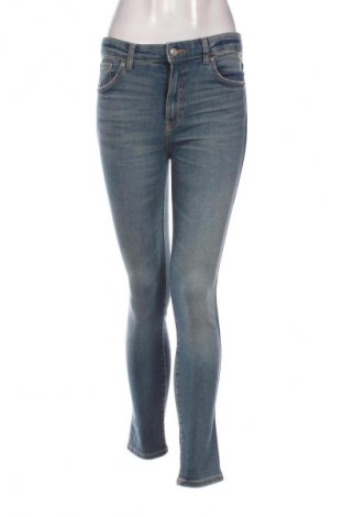 Damskie jeansy Zara, Rozmiar M, Kolor Niebieski, Cena 62,07 zł