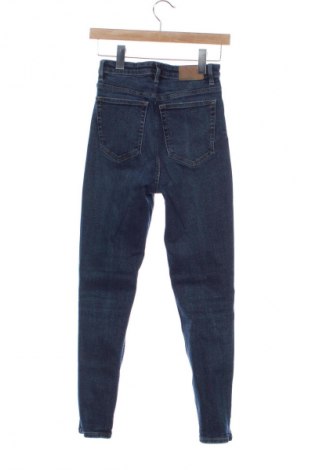 Дамски дънки Zara, Размер XS, Цвят Син, Цена 39,97 лв.