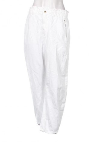 Дамски дънки Zara, Размер XL, Цвят Бял, Цена 33,99 лв.