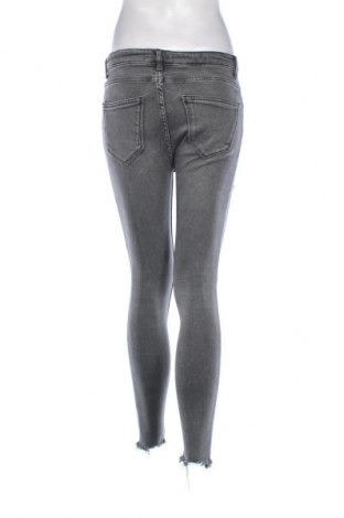 Damskie jeansy Zara, Rozmiar S, Kolor Szary, Cena 40,99 zł