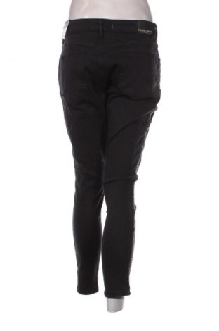 Női farmernadrág Zara, Méret XL, Szín Fekete, Ár 17 229 Ft