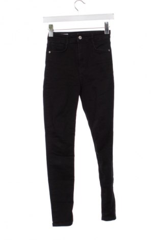Dámske džínsy  Zara, Veľkosť XS, Farba Čierna, Cena  13,81 €