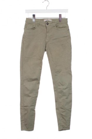 Damen Jeans Zara, Größe S, Farbe Grün, Preis 14,00 €