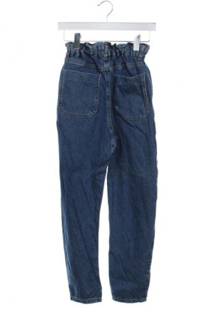 Blugi de femei Zara, Mărime XXS, Culoare Albastru, Preț 71,05 Lei