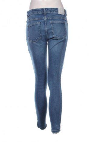 Damen Jeans Zara, Größe M, Farbe Blau, Preis 13,81 €