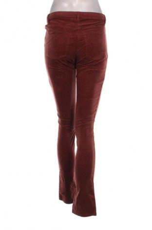 Дамски джинси Esprit, Размер S, Цвят Кафяв, Цена 15,99 лв.