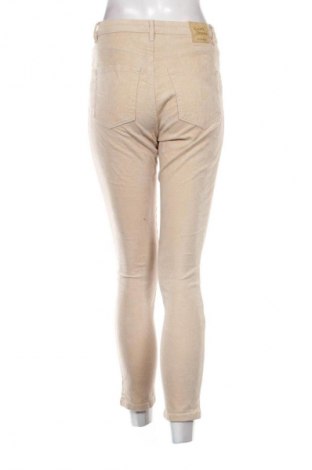 Damskie sztruksy Pull&Bear, Rozmiar S, Kolor Beżowy, Cena 46,99 zł